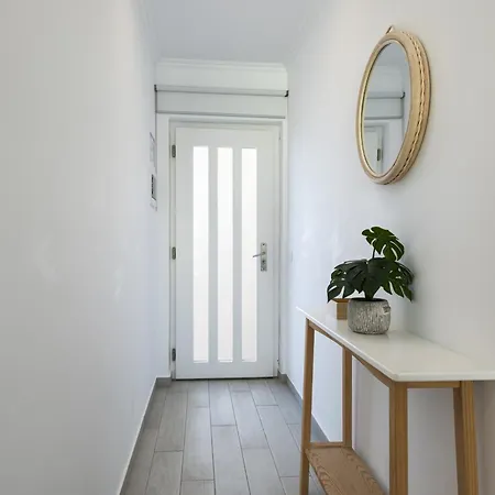 Apartment Moura One - With Pool By Hd