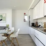 Apartamento Moura One - With Pool By Hd