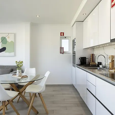 Apartment Moura One - With Pool By Hd